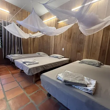 Ut Binh Homestay Vinh Long Exterior photo