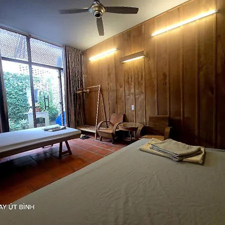 Ut Binh Homestay Vinh Long Exterior photo