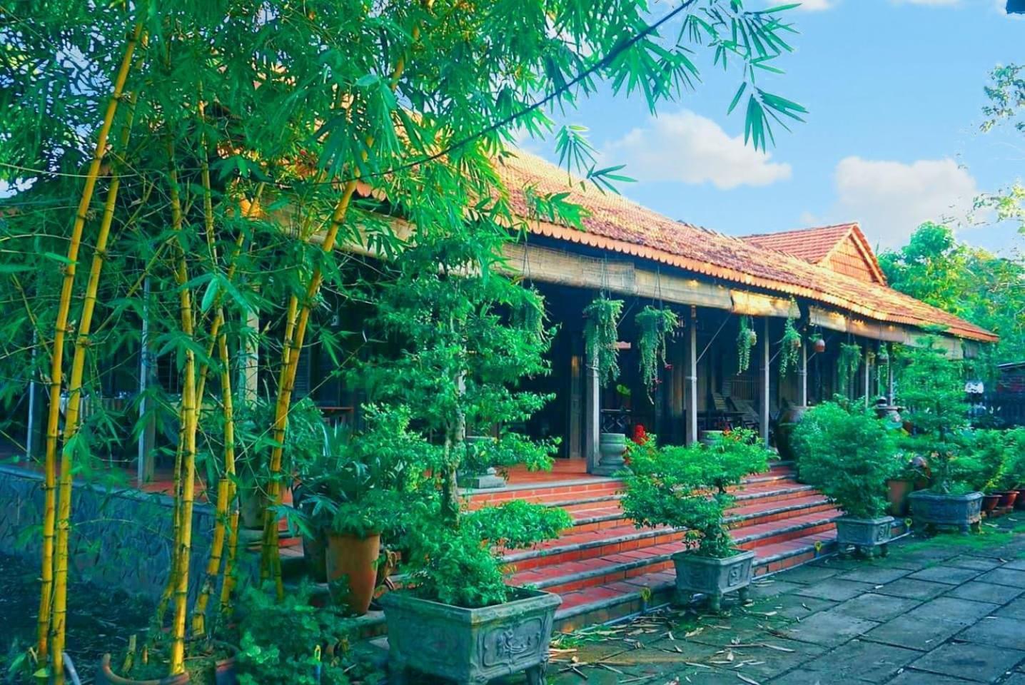 Ut Binh Homestay *